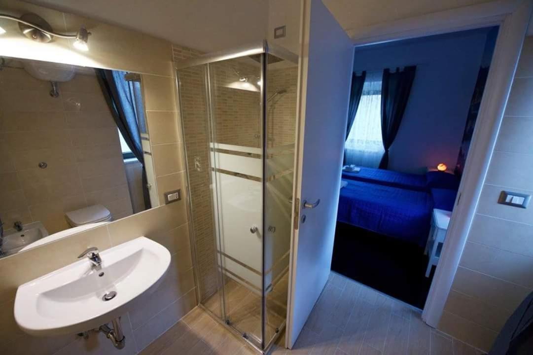 Villa Vittoria Mini Hotel Salerno Luaran gambar
