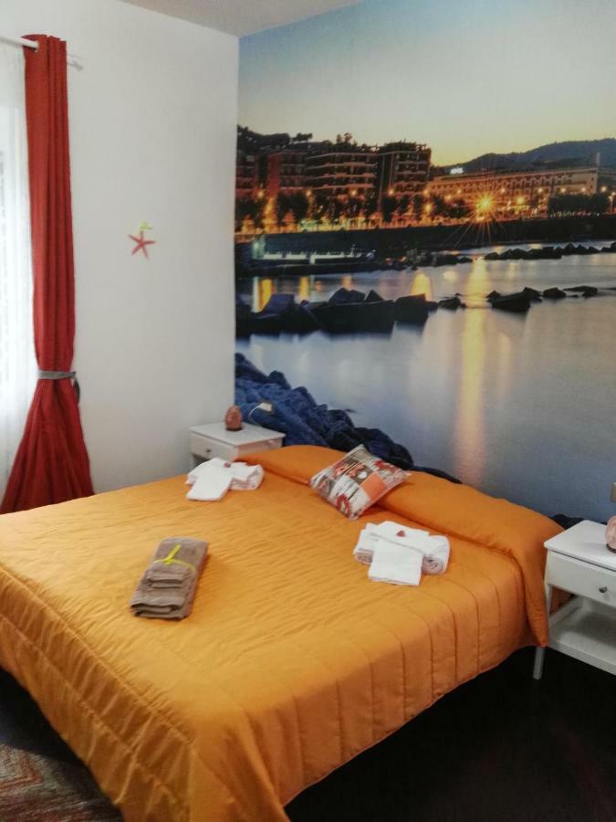 Villa Vittoria Mini Hotel Salerno Luaran gambar